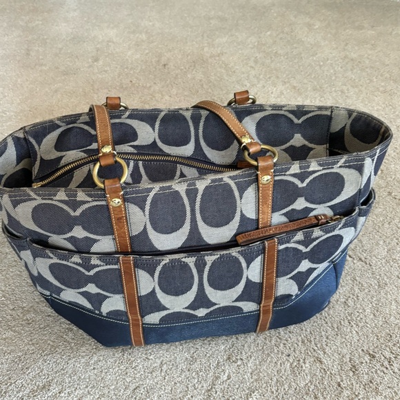 Coach signature stripe denim multifunction tote - Picture 2 of 9